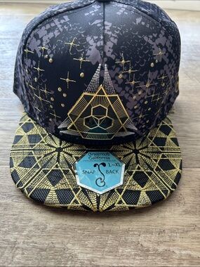 Grassroots California Snap Back Hat L/XL $60